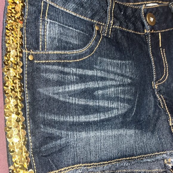 NWT Super Cute Mudd shorts! - Picture 3 of 11